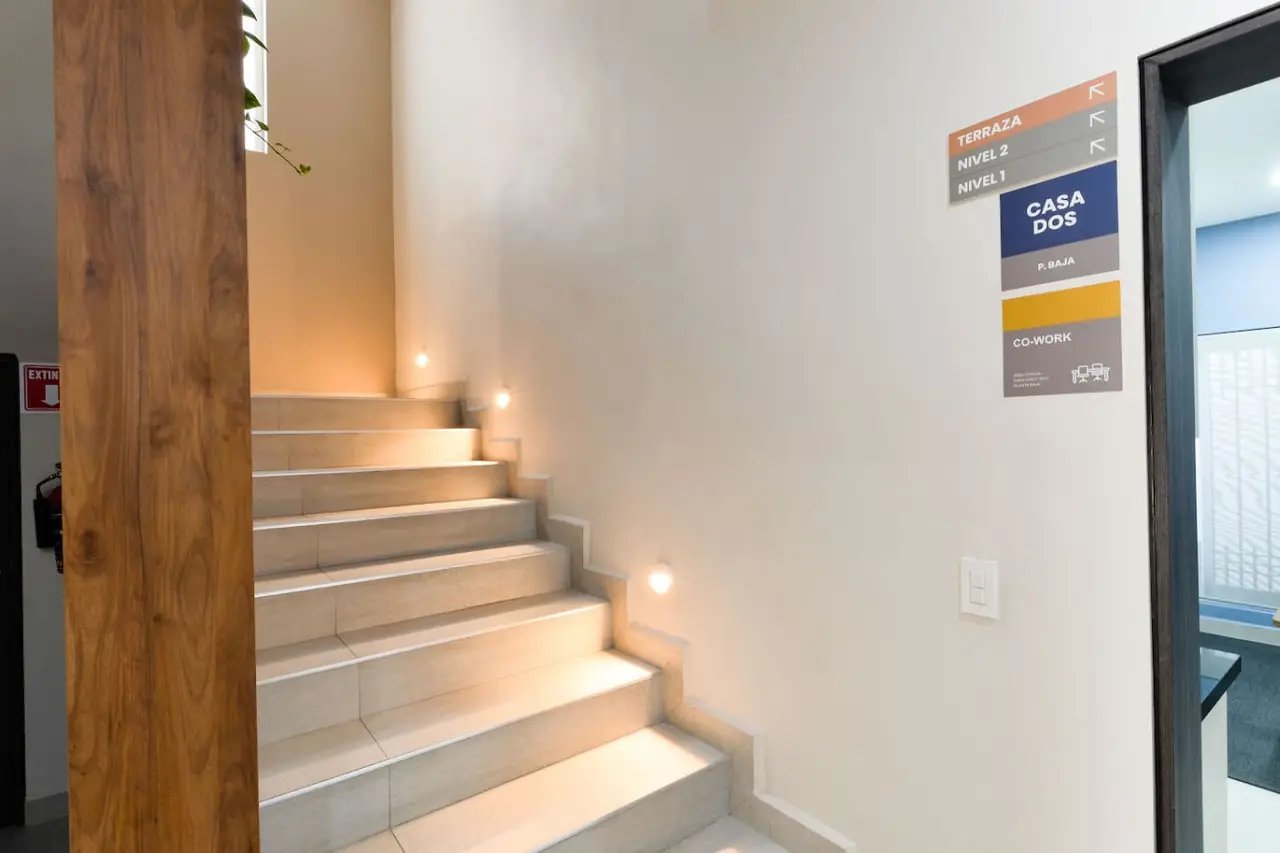 Privates Zimmer und eigenes Badezimmer in der Zona Tec Bild 21