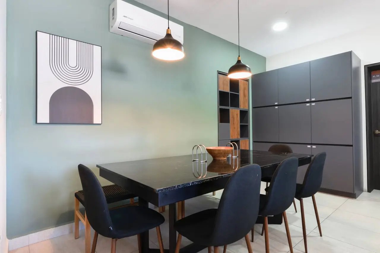 Privates Zimmer und eigenes Badezimmer in der Zona Tec Bild 2