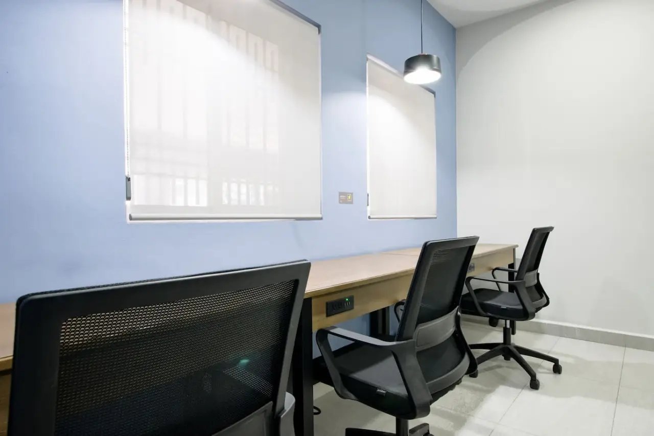 Privates Zimmer und eigenes Badezimmer in der Zona Tec Bild 31
