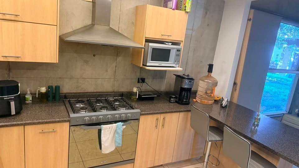 Privates Zimmer im Zentrum mit Pool-Zugang, Monterrey Bild 4